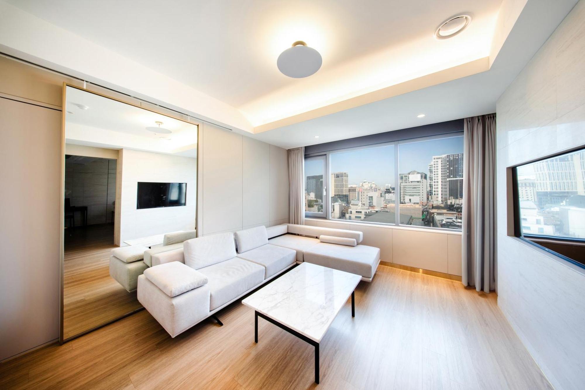Eliena Gangnam Hotel
